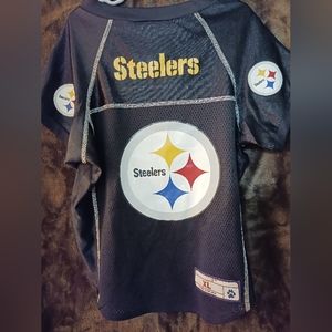 Dog steelers jersey